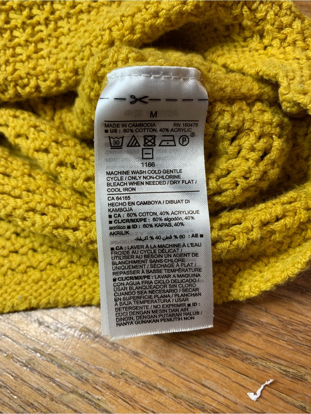 Old Navy Mustard Yellow Chunky Knit V-Neck Sweater Size M Cotton Blend - Picture 3 of 7